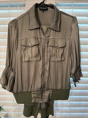 Olive Green Lightweight Bomber Jacket with Joggers Casual Set Size M